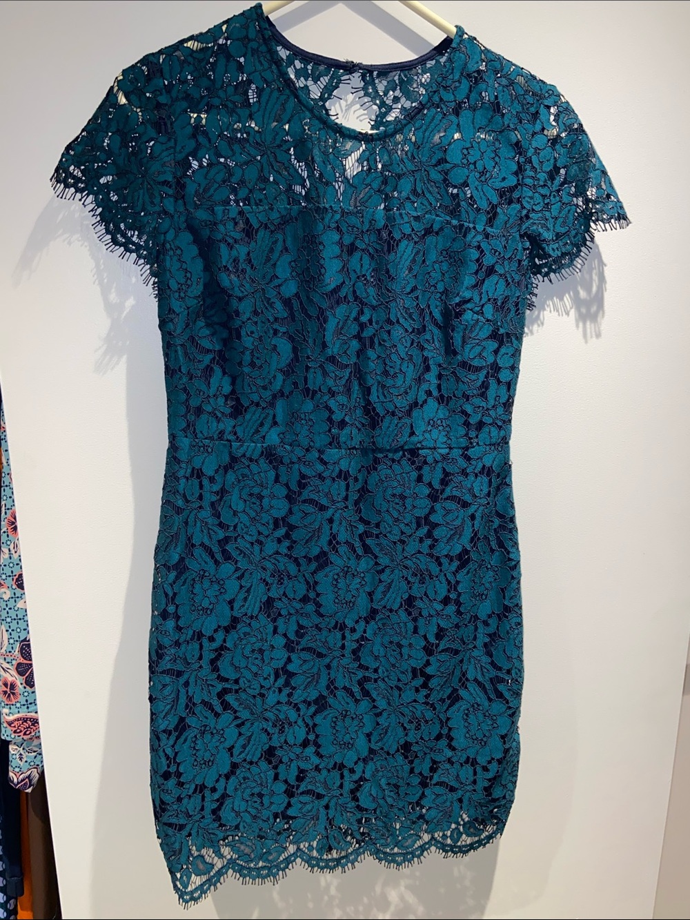 Banana Republic Teal Lace Short Sleeve Sheath Dress, Size 6P